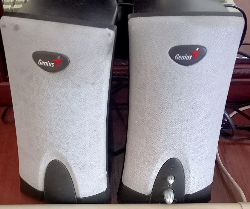 Monitor, klaviatura,kolonka/Продается монитор, клавиатура,колонка