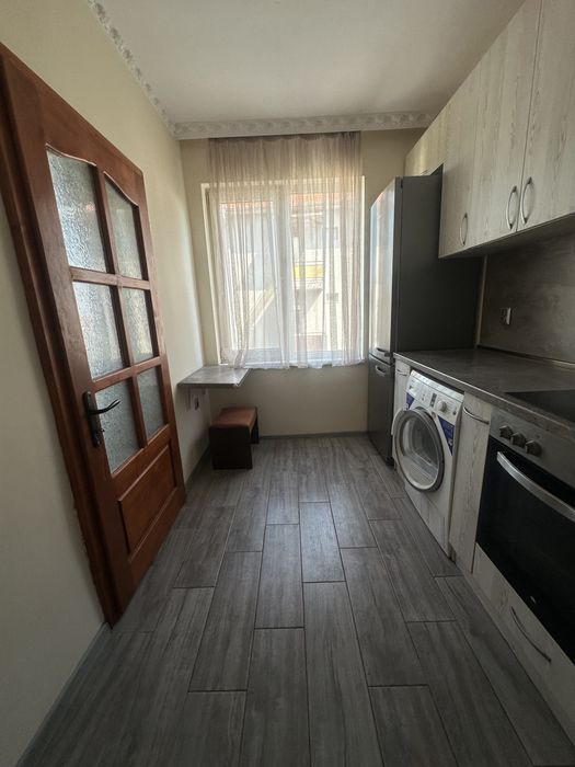 Дава се под наем Етаж от къща в Варна, Виница - 110 кв.м за 648.21 € - Снимка #5