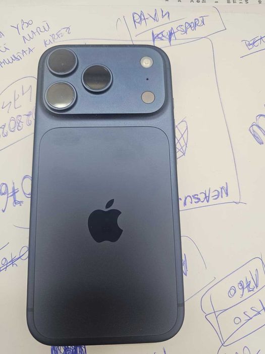 vand iphone 17 pro 256 gb, desigilat