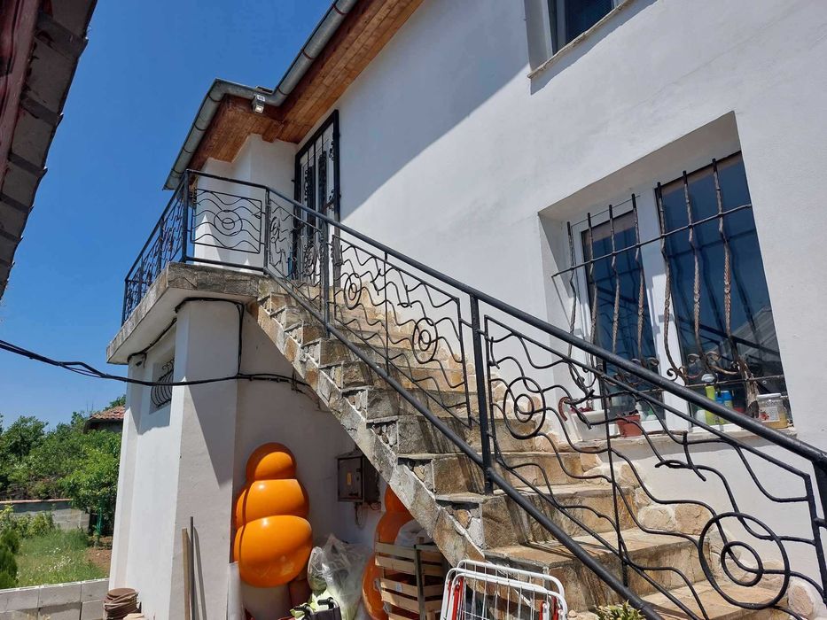 Продава се Къща в Долни чифлик - 200 кв.м за 800 €/кв.м - Снимка #19