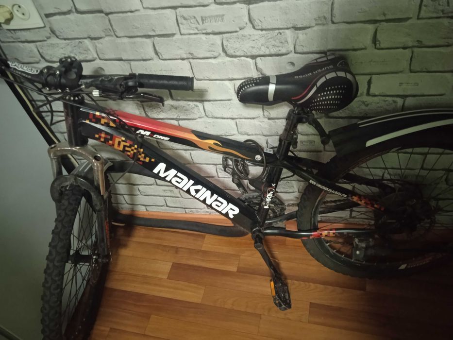 Продам велосипед. Требуется ремонт