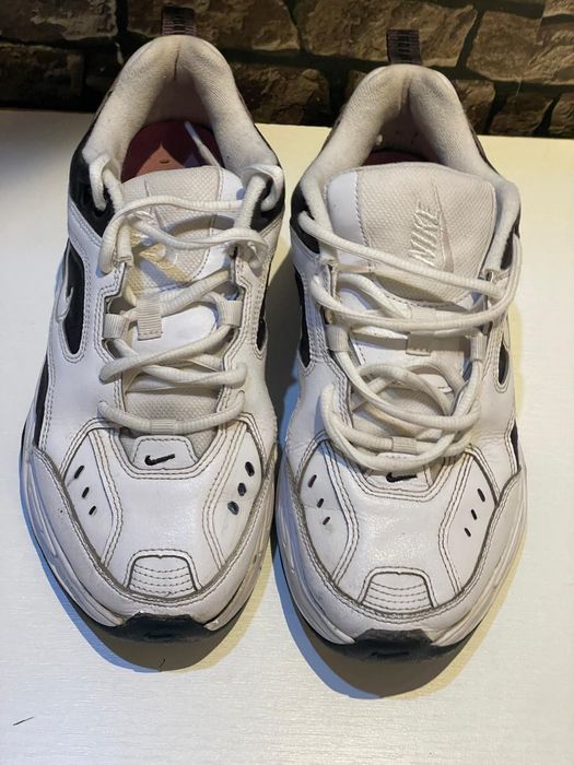 Adidași Nike ( nu adidas puma Jordan)