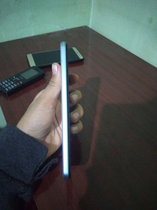 Vivo Y21         ((-64 talik)) 900.000ming