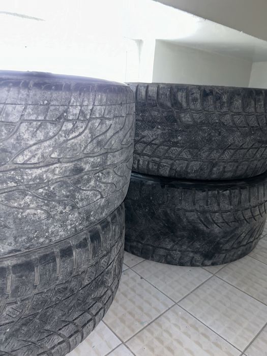 зимние шины порше 285 35 r22