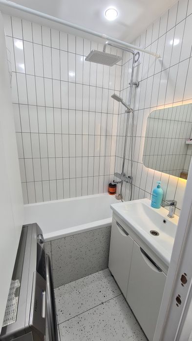 3 ком кв в районе Айсберга новой планировки