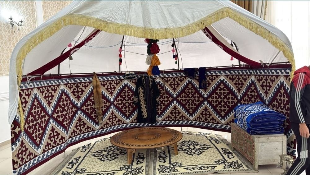 Жарты агаш уи юрта