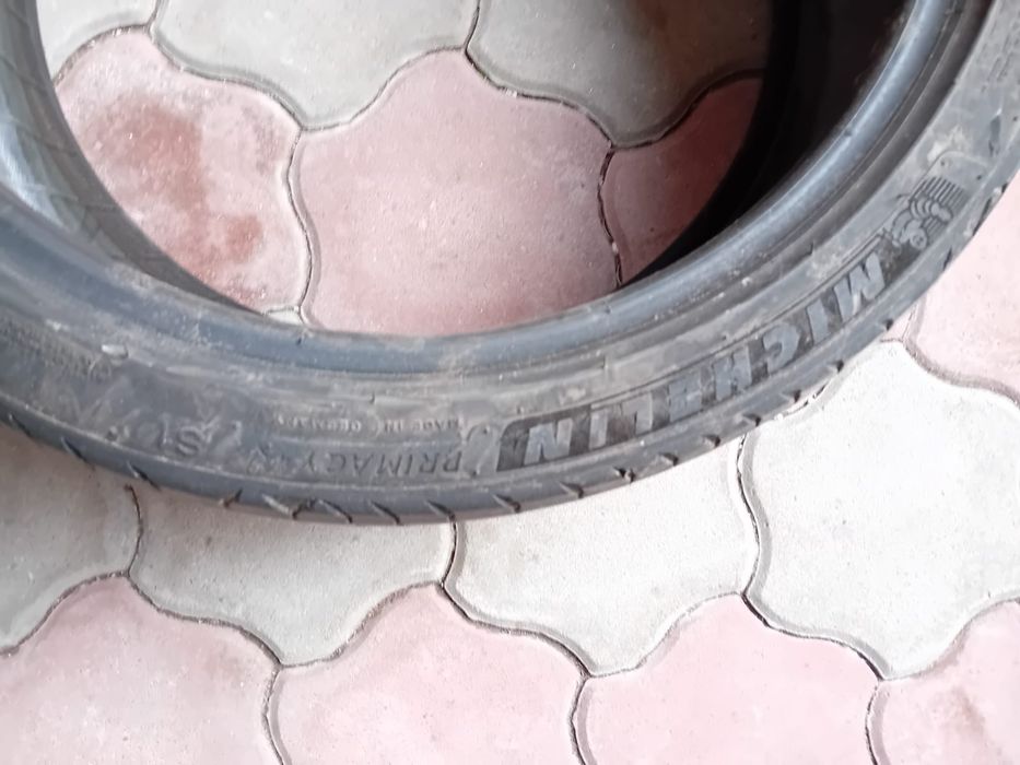 De vânzare cauciucuri