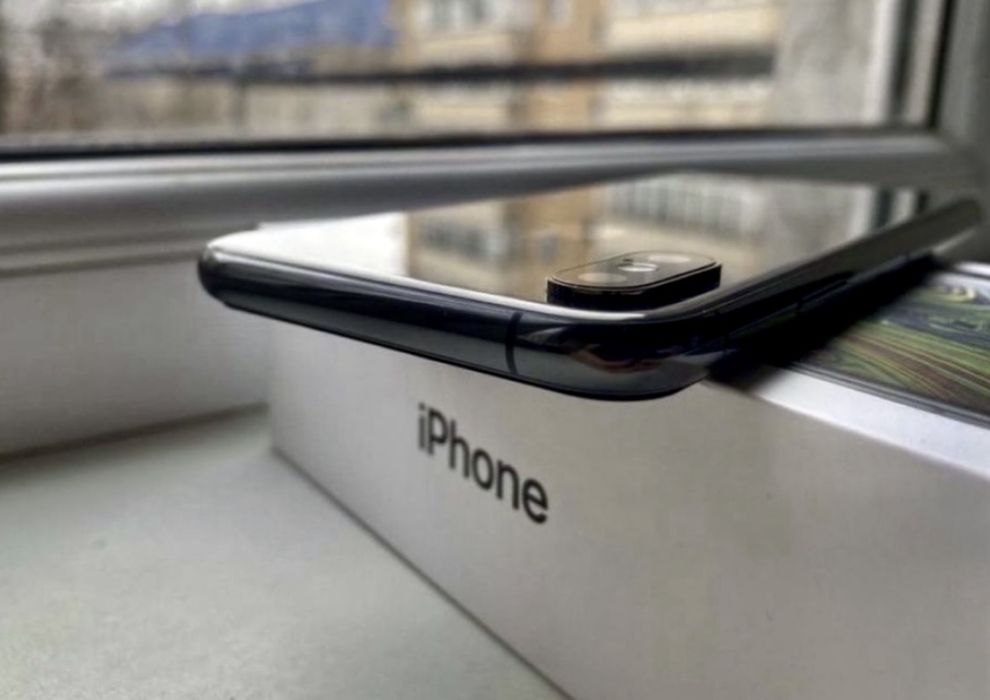 Apple iPhone XS (64)