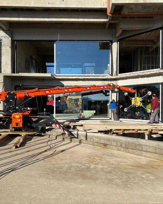 Inchiriere macara spider si ventuza
