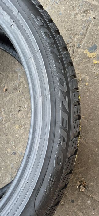 4 anvelope iarna Pirelli,fata 255/40/20,spate 285/35/20.Pretul este pe bucata.