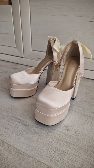 Дамски официални обувки 36