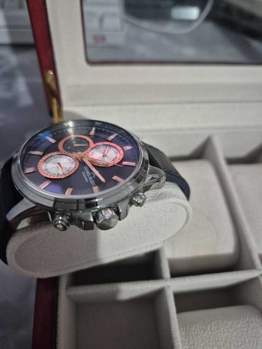 ceas barbatesc Daniel Klein