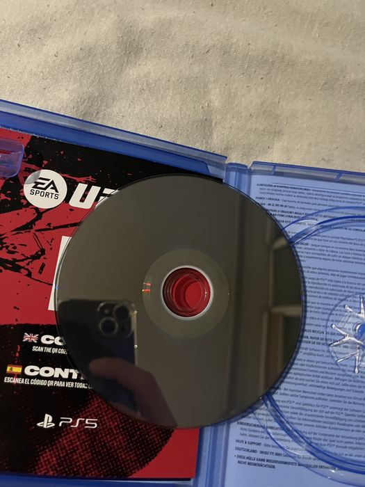 UFC 5 ps5 диск в идекльном состоянии