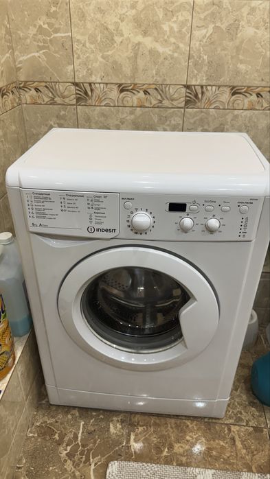 Стиральная машина Indesit Eco time (IWSD5085)