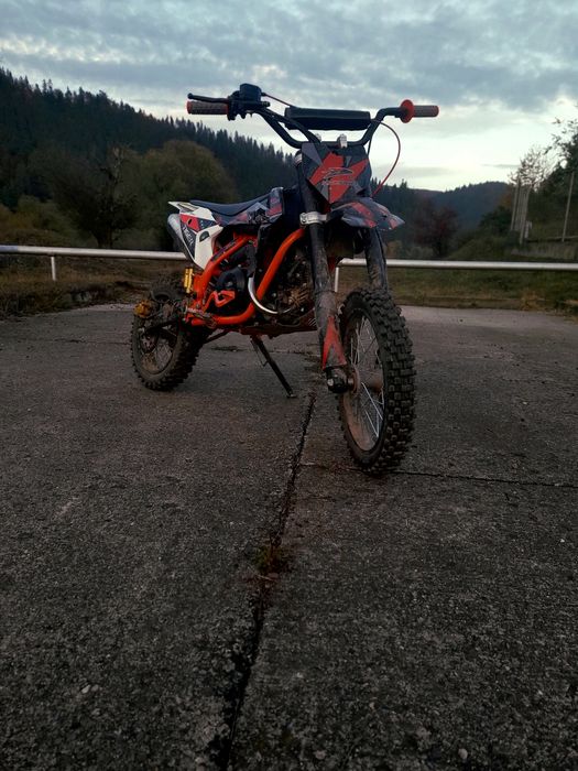 Vând cross 125cc kxd