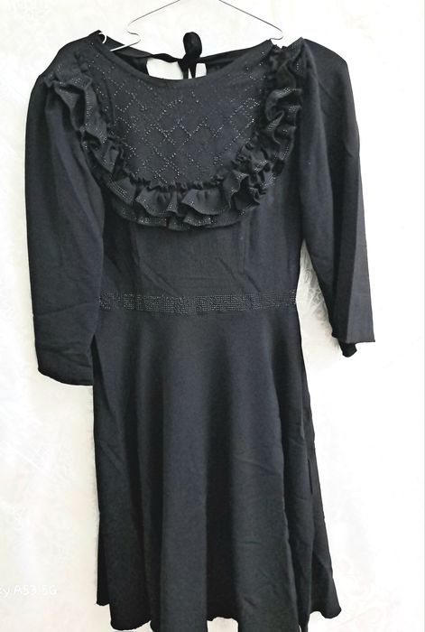 Uyga kiyishga kiyimlar