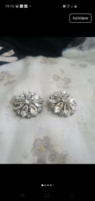 2 nasturi bijuterie superbi si alte seturi