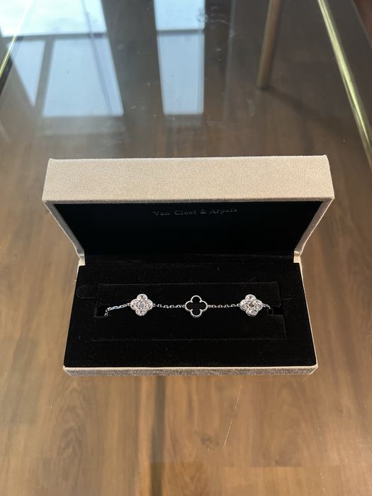 Van Cleef bracelet/ гривна 18 карата
