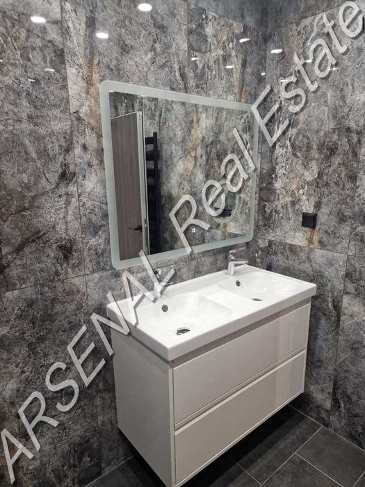 Дава се под наем Тристаен апартамент в София, Лозенец - 110 кв.м за 1196.97 € - Снимка #5