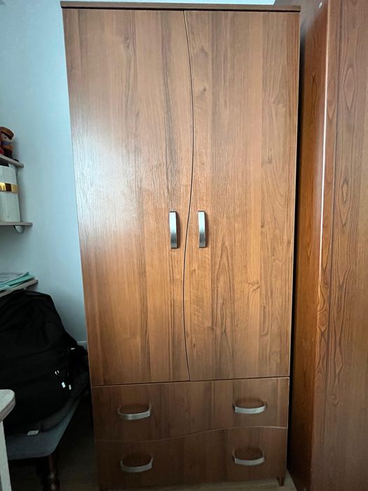 Срочно! Качественный шкаф (пр-во Россия) — Торг уместен