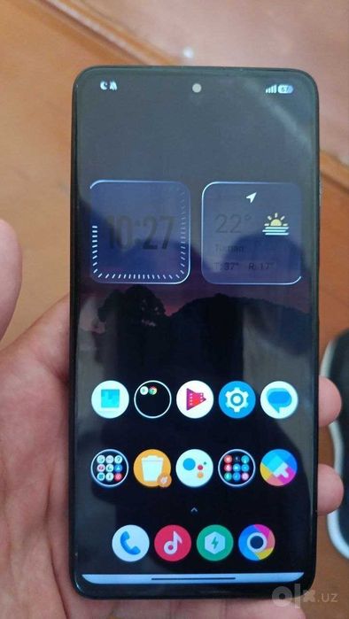 Poco X3 Pro sotiladi. Holati yaxshii, hamma funksiyasi ishlaydi.