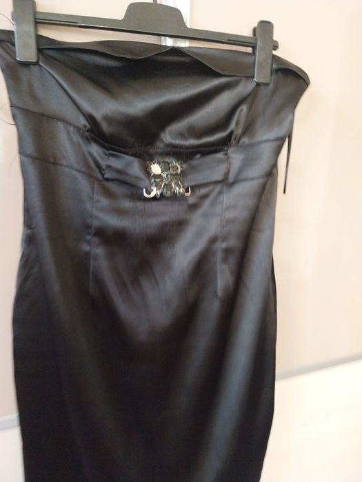 Rochie neagra elegantă
