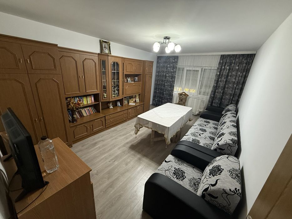 Închiriez apartament Burdujeni