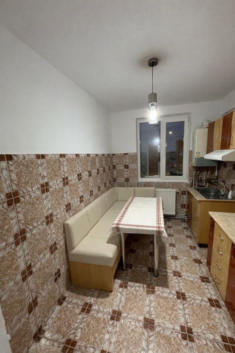 Vând apartament - Lugoj, str. Traian Grozavescu