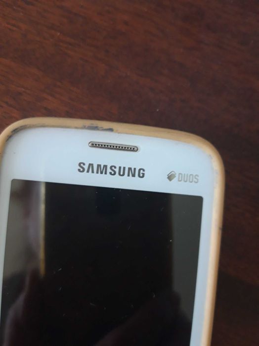 Смартфон  "Samsung "небольшой