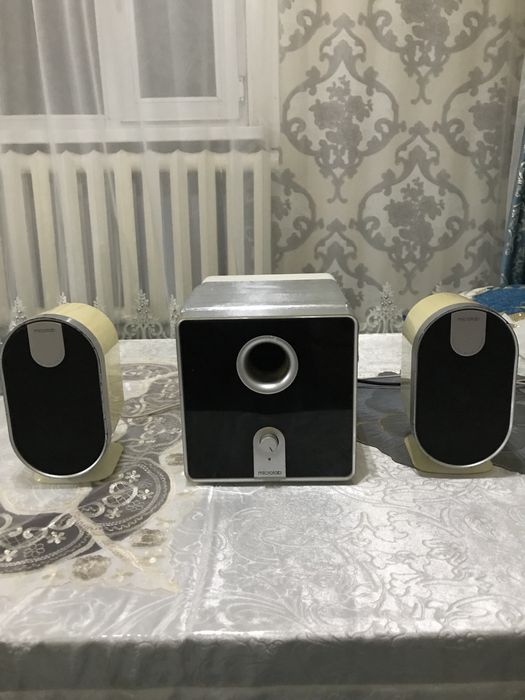 Колонки с усилителям