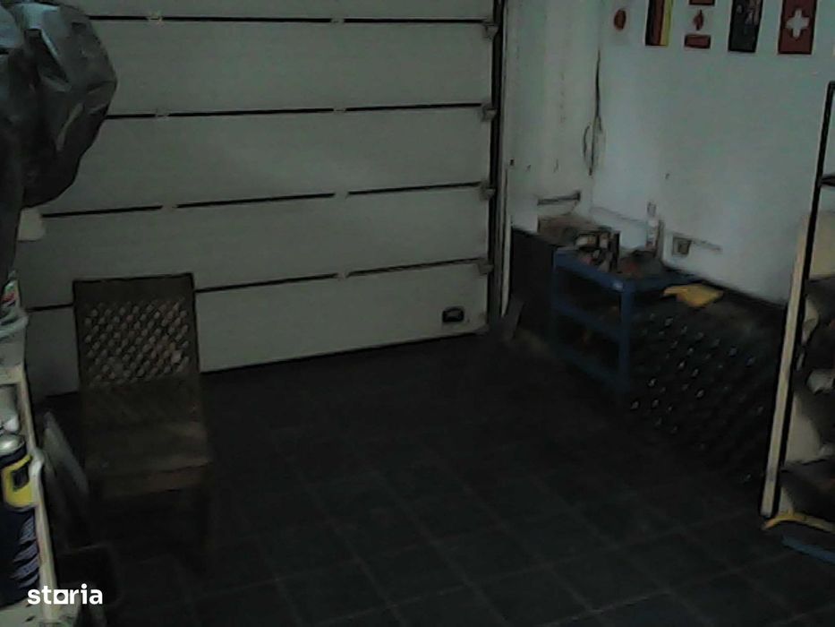 "Casă cu piscină de vânzare" URGENT