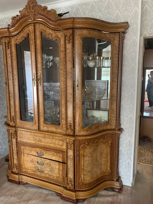 Продам горнитур