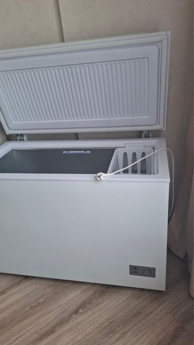 морозильник бирюса 220л