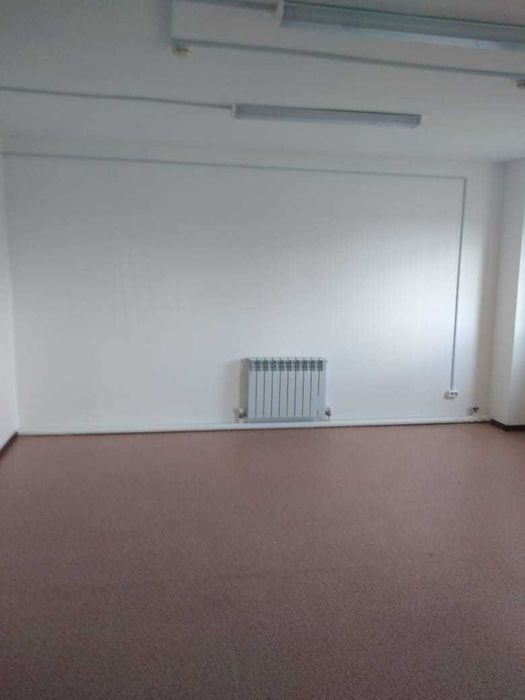 Сдаются в аренду кабинеты с мебелью.