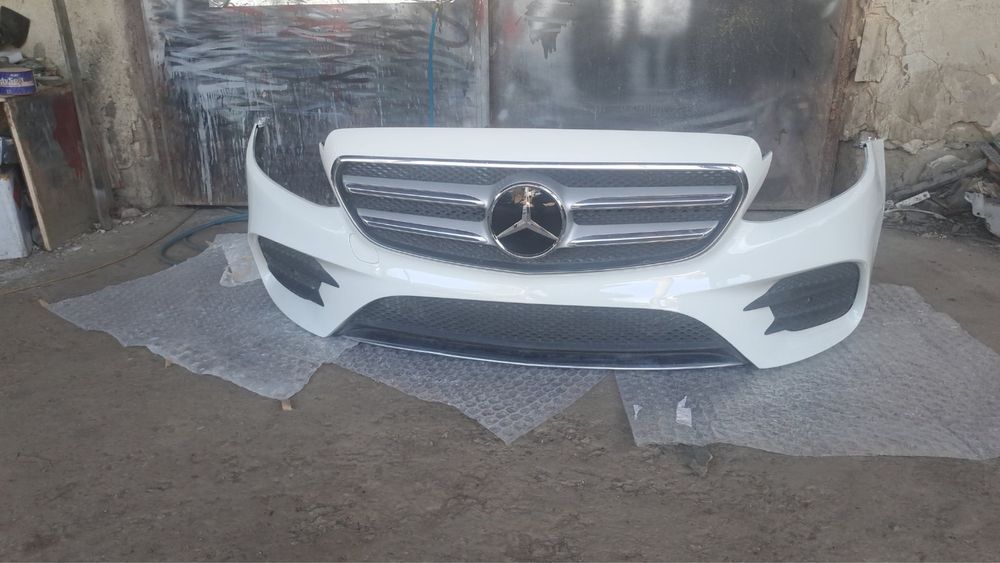 Предна броня за Mercedes W213 AMG