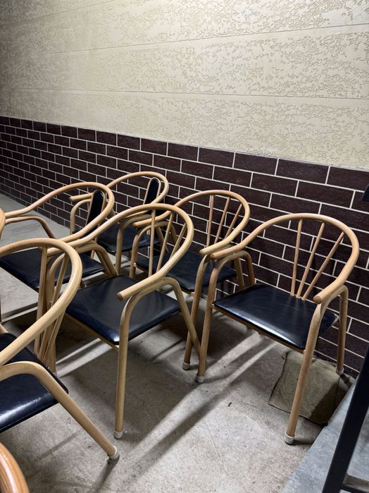 Продам стулья 60000 за все