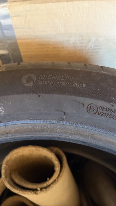 Anvelope vara michelin pilot sport suv 4  275/45/21