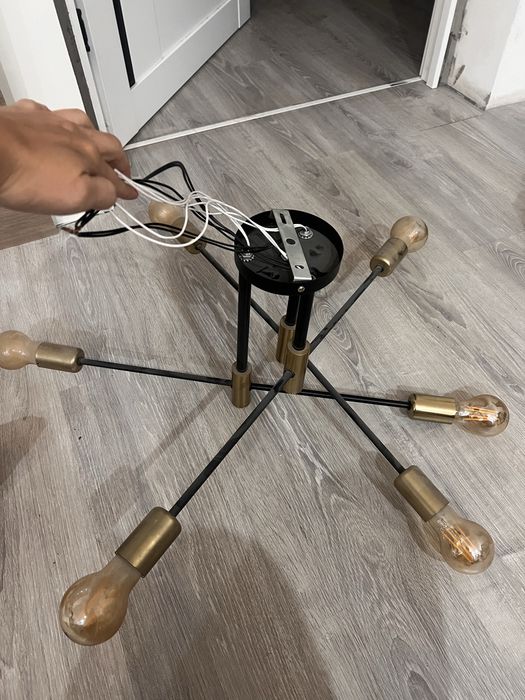 Продаю дизайнерскую люстру