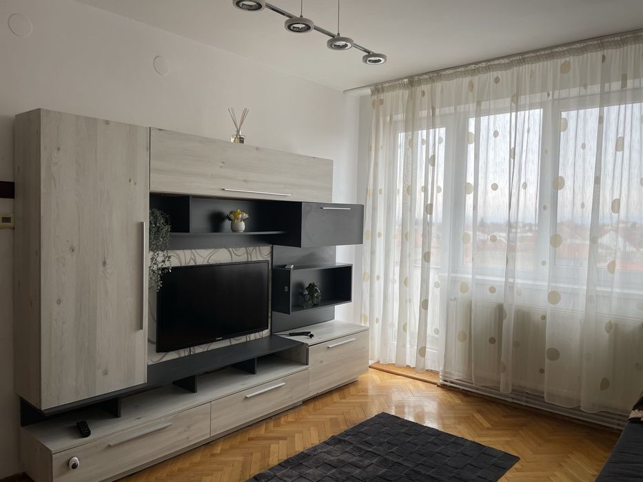 Inchiriez apartament 2 camere centru