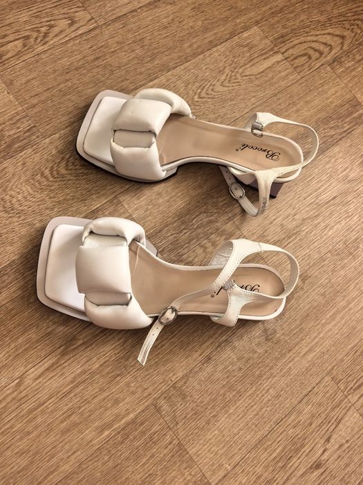 Босоножки , натуральная кожа