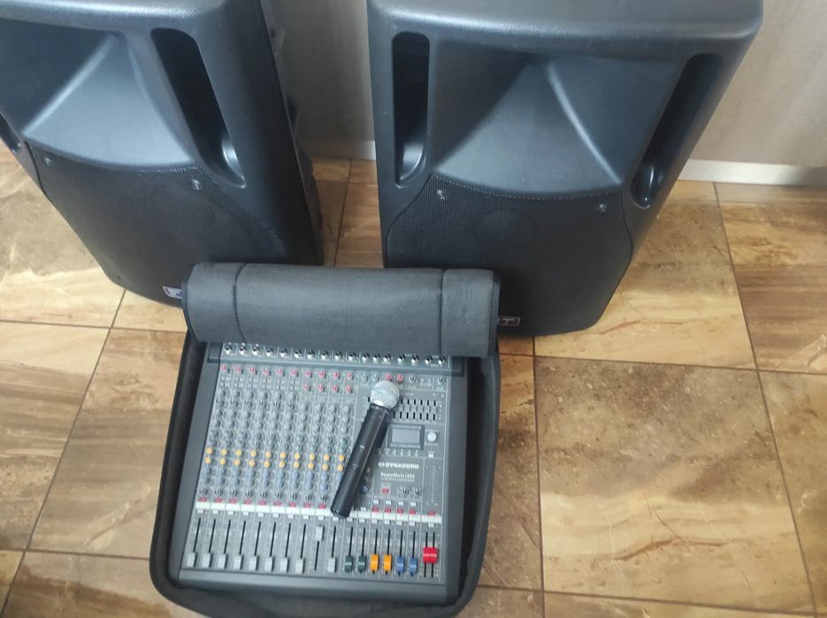 Vând mixer aproape nou