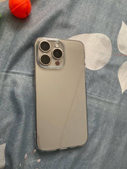 Продается iPhone 15-й Pro Max