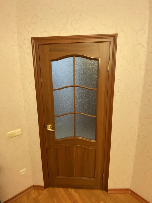 Продам двери межкомнатные