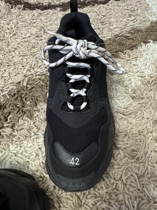 Balenciaga triple S