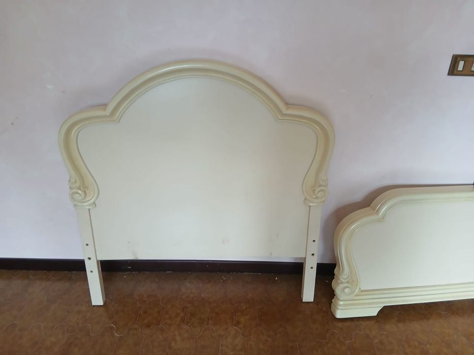 Mobilier de  dormitor, pt o persoană