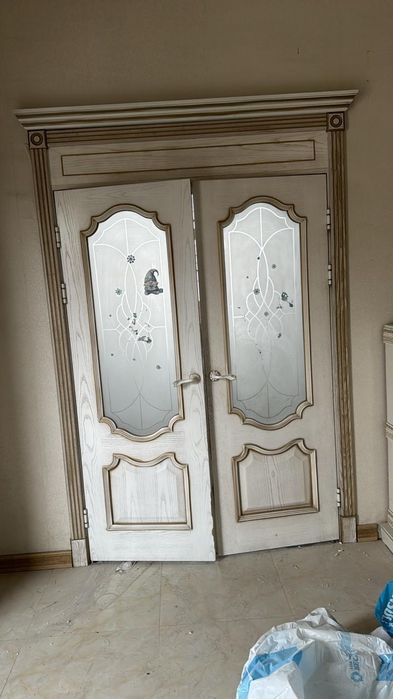 Двери деревянные