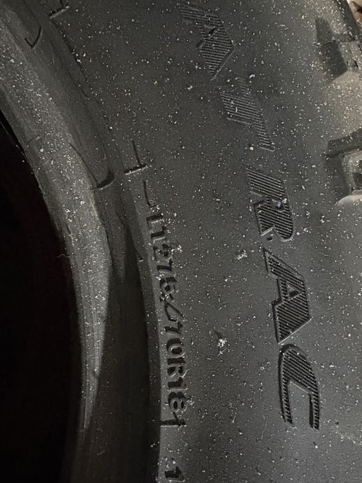 Продам всесезонную резину