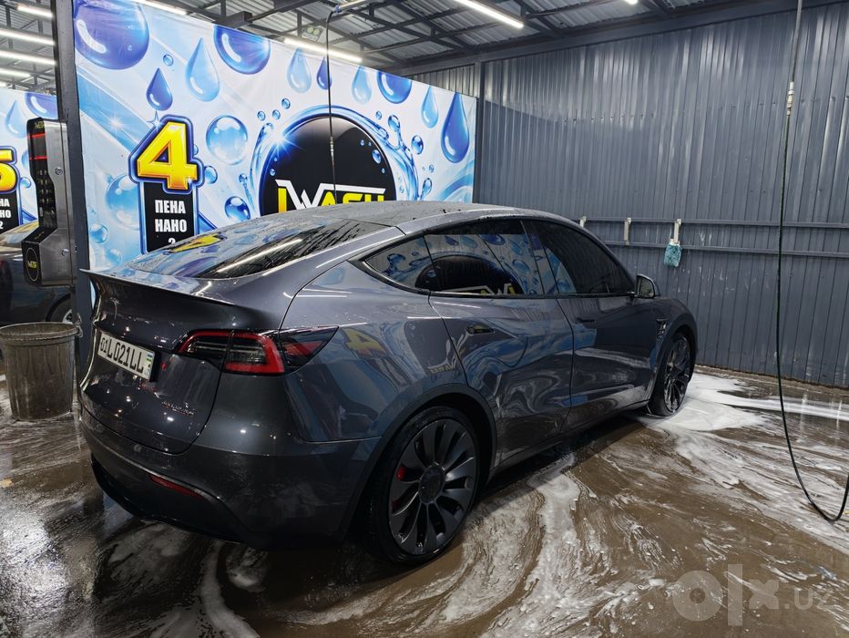 Model y performance