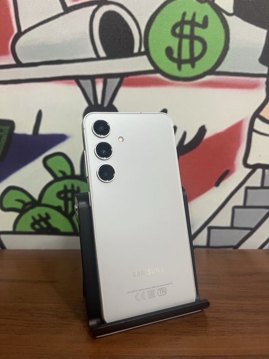 Продается Samsung S24 128gb