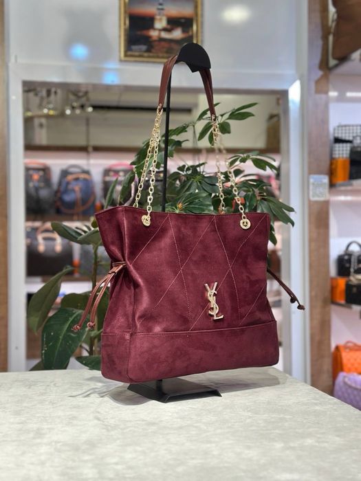 Geanta Ysl noua !!! Dimensiuni 40/33 !!!